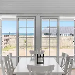 3 Bedroom Lovely In Feriehus