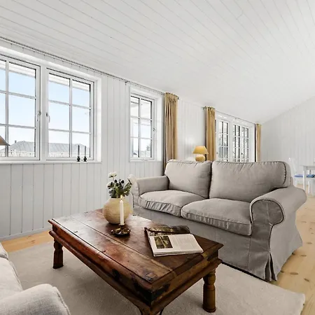 3 Bedroom Lovely In * Kalundborg
