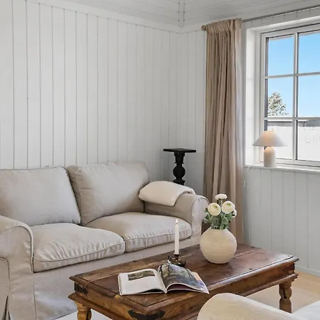 3 Bedroom Lovely In