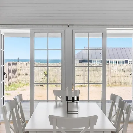 3 Bedroom Lovely In בית נופש