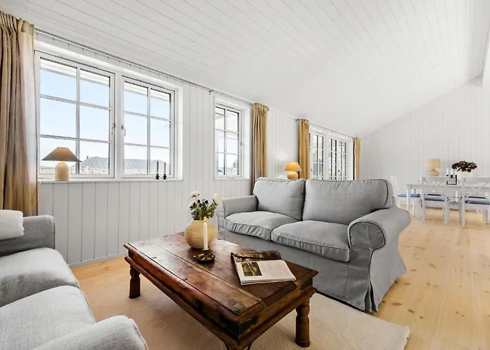 3 Bedroom Lovely In Калуннборг
