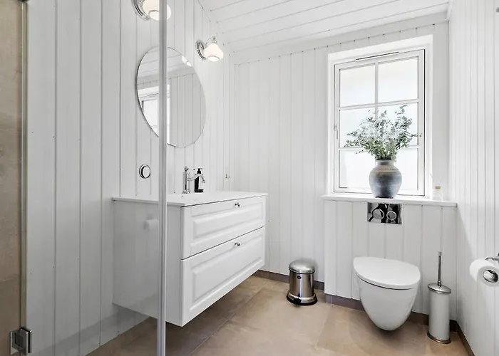 Дом отдыха 3 Bedroom Lovely In *