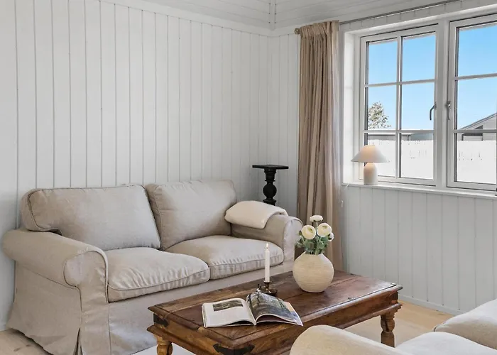3 Bedroom Lovely In